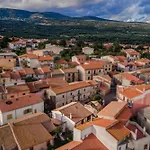 Vila Slow Between Sea And Olive Trees, Terrace And Tranquility In The Village Of *