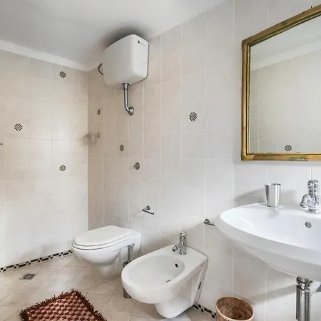 Vila Slow Between Sea And Olive Trees, Terrace And Tranquility In The Village Of *